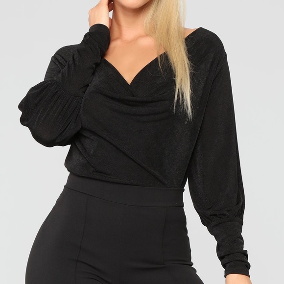 NEW Fashion Nova blouse - Picture 1 of 4